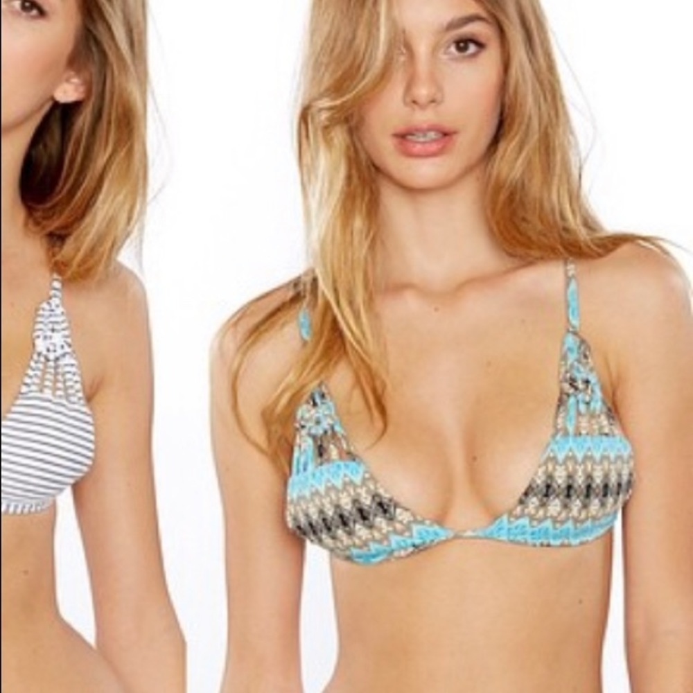 Frankies Bikinis: Triangle Bikini Top